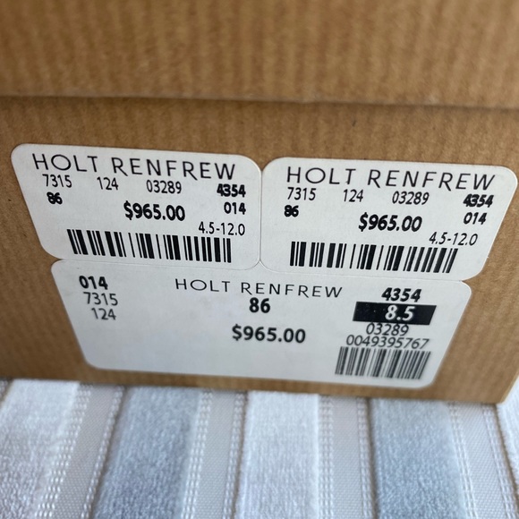 Christian Louboutin New Very Prive 38.5 or 8.5 - Picture 9 of 11